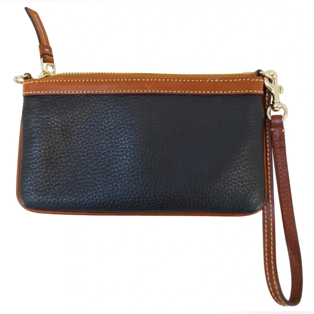 DOONEY & BOURKE
Leather Black Zippy Pouch Wristlet - Picture 2 of 8